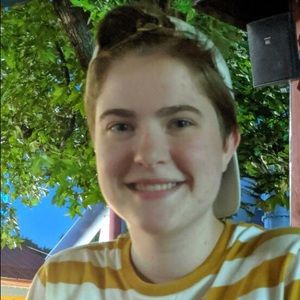 Meet your Posher, Olivia